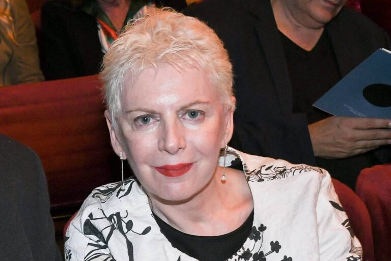 Έλενα Ακρίτα