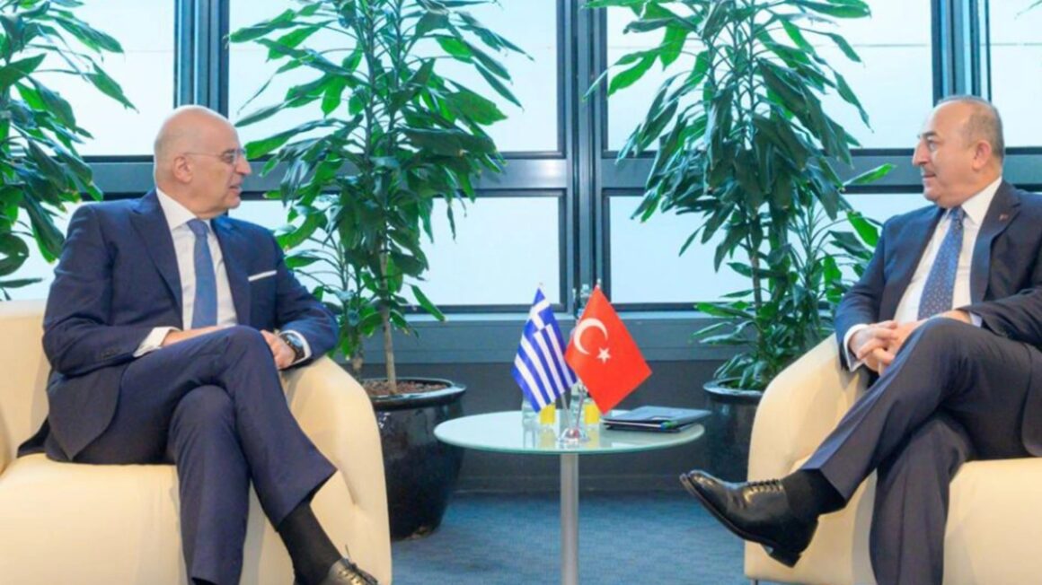 Ελληνοτουρκικά: Ελλάδα υπέρ Τουρκίας για τον ΙΜΟ, Άγκυρα υπέρ Αθήνας για το Συμβούλιο Ασφαλείας
