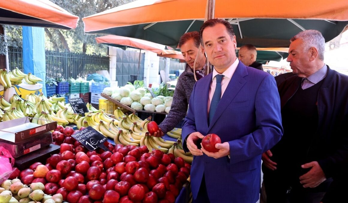 Άδωνις Γεωργιάδης: Επίσκεψη στη λαϊκή αγορά Βριλησσίων και σε δύο καταστήματα σουπερμάρκετ