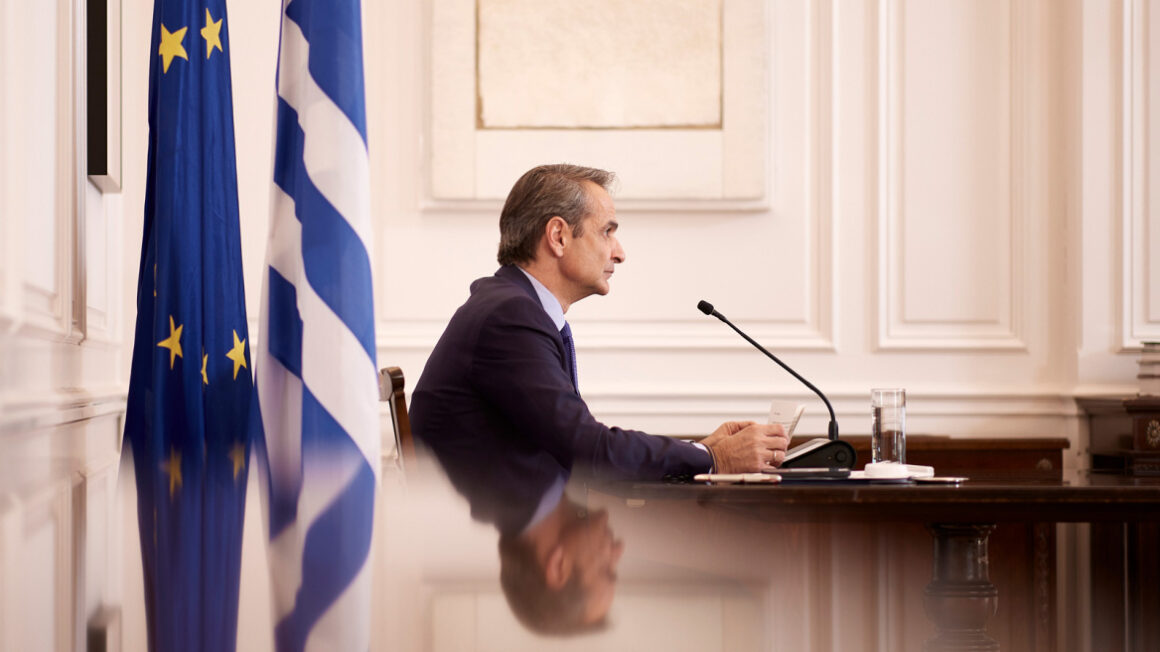Μητσοτάκης στη Σύνοδο για τη δημοκρατία: H Ελλάδα βελτιώνεται συνεχώς στην καταπολέμηση της διαφθοράς (Βίντεο)