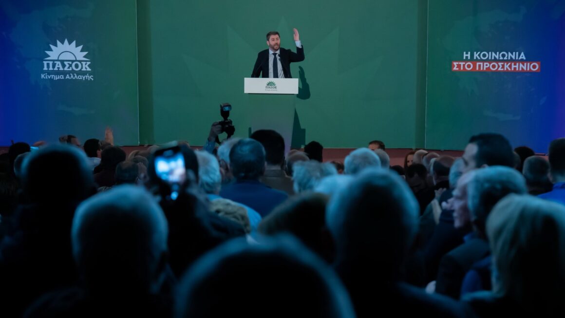 Ανδρουλάκης: “Ψηφίζουμε ΠΑΣΟΚ και βγαίνει ΠΑΣΟΚ – Σενάρια επιστημονικής φαντασίας οι τερατογενέσεις”