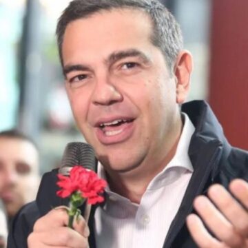 Υποψήφιος στα Δωδεκάνησα ο Τσίπρας – Συμβολισμοί και βολές για τα εθνικά θέματα