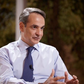 Κυριάκος Μητσοτάκης: Αν ο Τσίπρας εφαρμόσει έστω και μέρος όσων έχει εξαγγείλει, θα οδηγήσει νομοτελειακά σε 4ο Μνημόνιο (Βίντεο)
