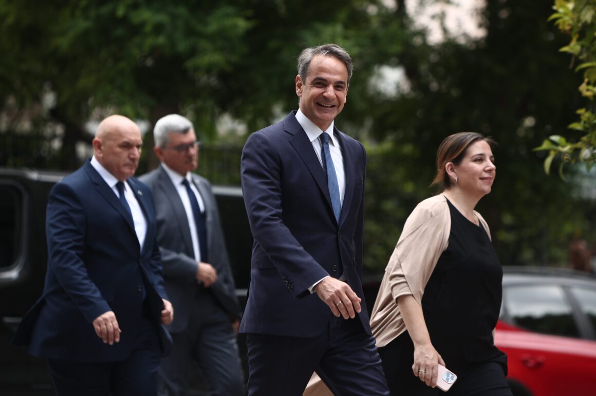 Εκλογές 2023 – Economist: Γιατί ο Μητσοτάκης κέρδισε την 21η Μαΐου και αξίζει ακόμη μία τετραετία