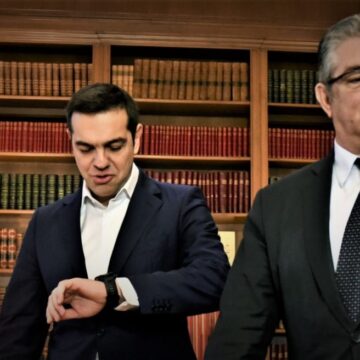 Επίθεση ΚΚΕ σε Τσίπρα: “Βρίσκεται σε μεγάλο πανικό, επιχειρηματολογεί ως ένα τρολ του διαδικτύου”