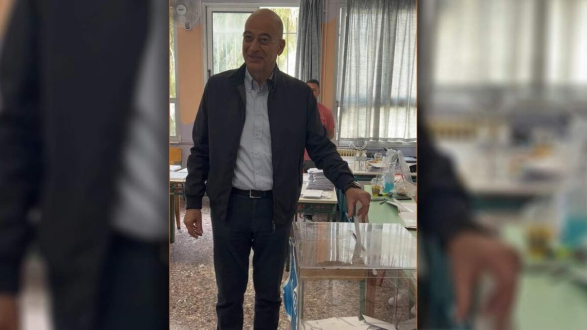 Δένδιας: Η ελληνική κοινωνία συντάχθηκε με την πρόταση του Κυρ. Μητσοτάκη και της ΝΔ