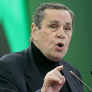 ΠΑΣΟΚ: Πέθανε το ιστορικό στέλεχος του κόμματος Θανάσης Τσούρας – Έδωσε μάχη με πολύχρονη ασθένεια