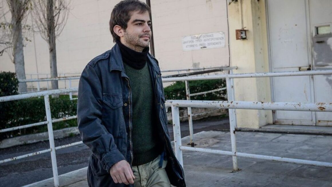 Εκλογές 2023: Ο γιος του Κουφοντίνα κάνει κριτική στον Τσίπρα: Πάνε για 10%