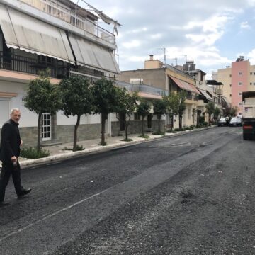 Νέες ασφαλτοστρώσεις σε δρόμους του Πειραιά