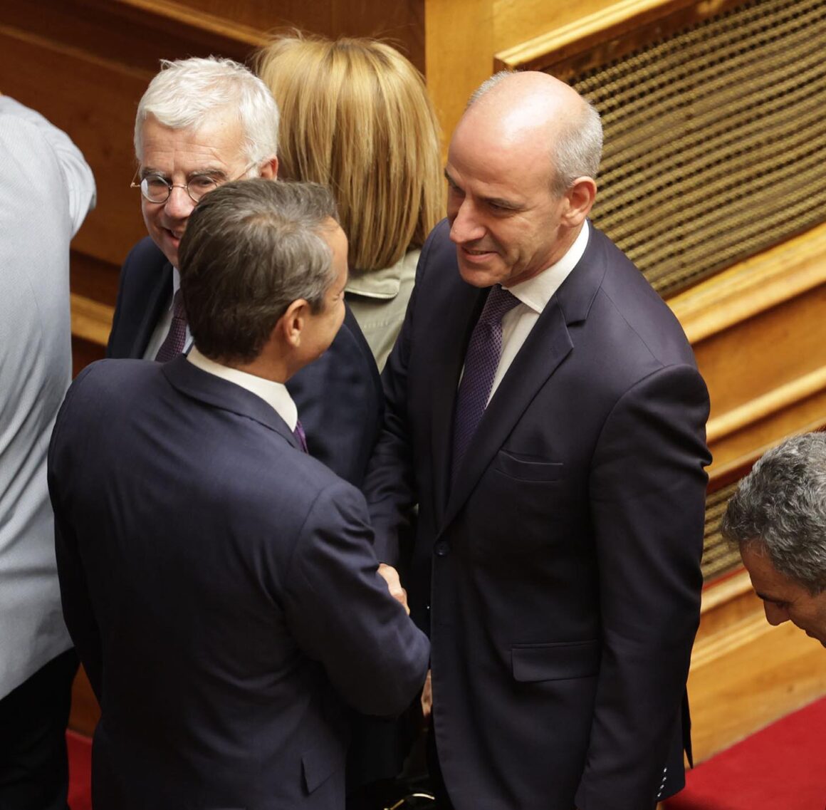 Έκλεψε τις εντυπώσεις ο Μπαραλιάκος στο νομοσχέδιο του ΥΠΟΙΚ