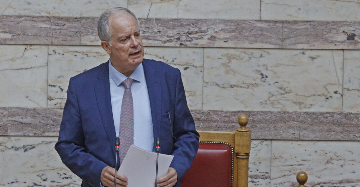 Βουλή: Πρόεδρος ξανά ο Κωνσταντίνος Τασούλας με 249 ψήφους