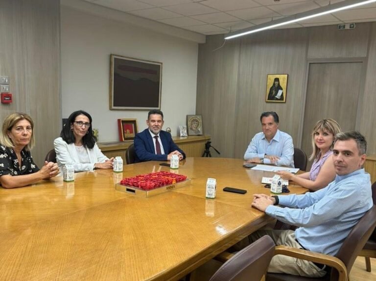 Άδωνις Γεωργιάδης