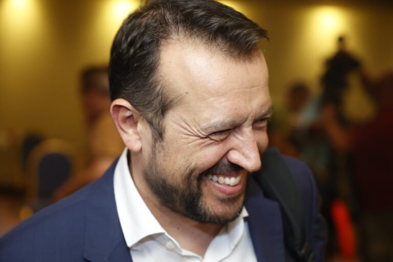 Νίκος Παππάς