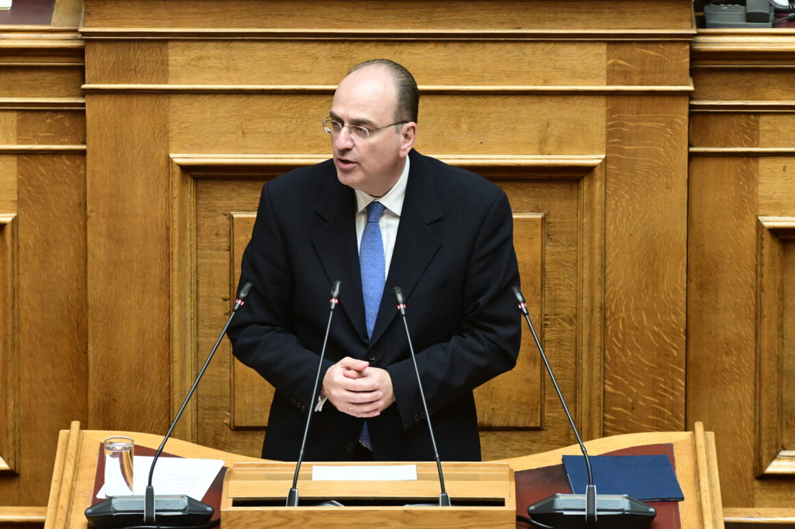 ΛΑΖΑΡΙΔΗΣ