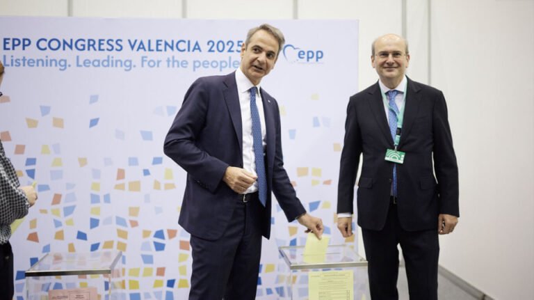 ΧΑΤΖΗΔΑΚΗΣ