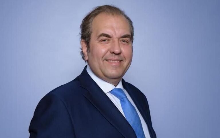 «Build, baby, build»