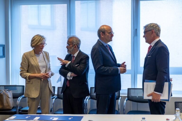 ΧΑΤΖΗΔΑΚΗΣ