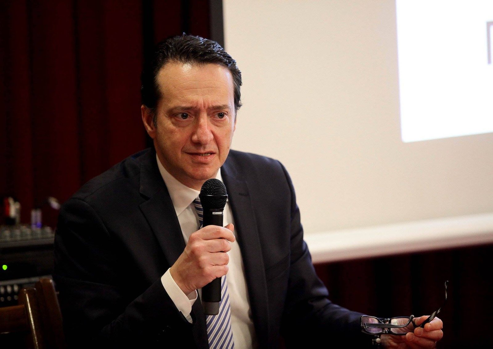 Νίκος Χιδίρογλου