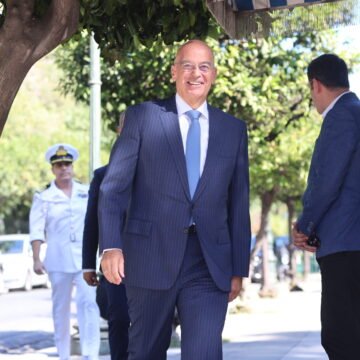 ΔΕΝΔΙΑΣ