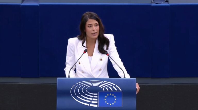 ΑΦΡΟΔΙΤΗ ΛΑΤΙΝΟΠΟΥΛΟΥ