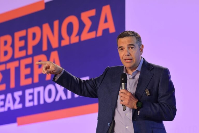 Ανδρουλάκης – Τσίπρας: Η μάχη της κεντροαριστεράς ξεκίνησε με τοξικότητα και αλληλοϋπονόμευση