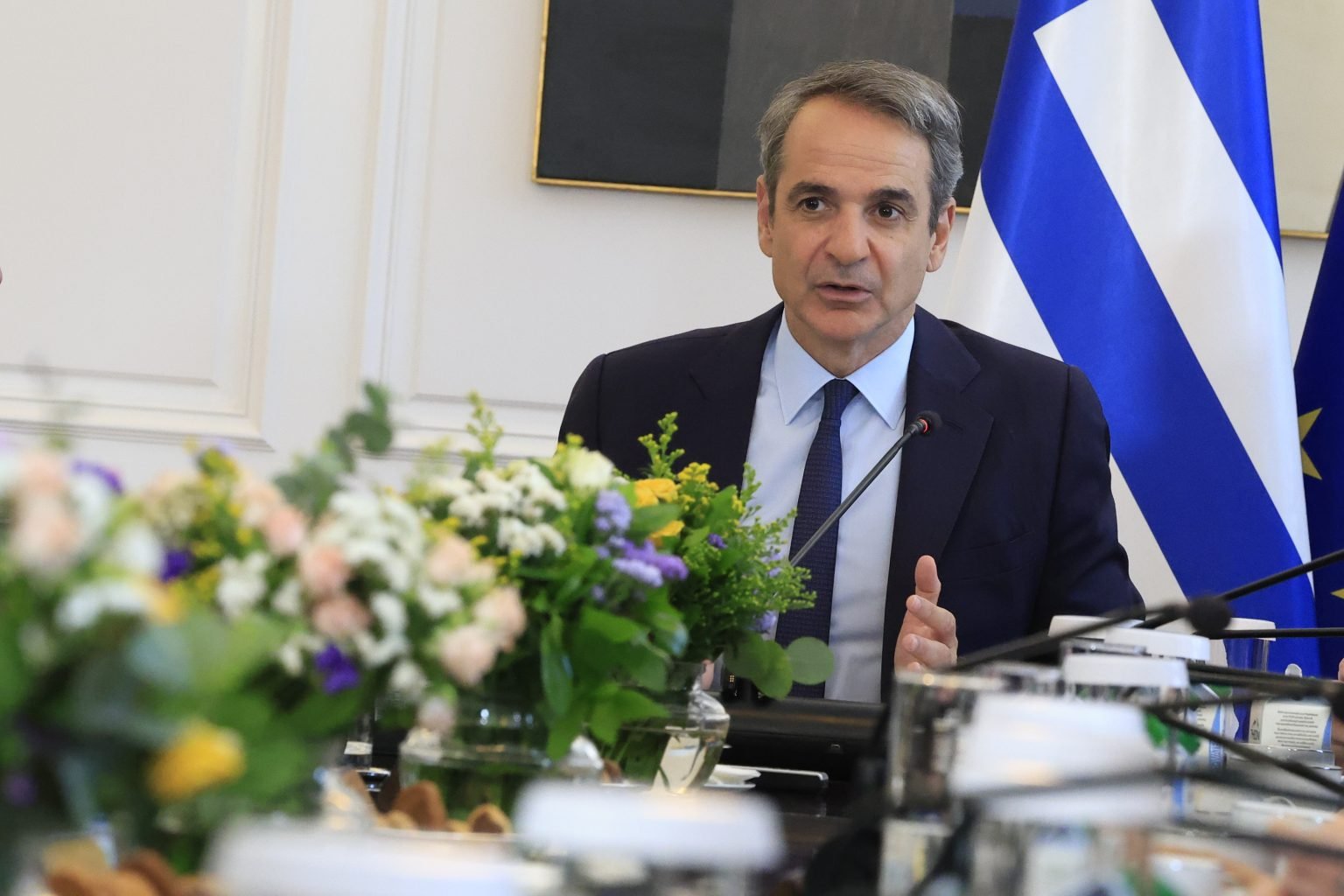 Μητσοτάκης κατά Τσίπρα και λαϊκισμού: «Η χώρα χρειάζεται σταθερότητα, όχι νέα πολιτική Βαβέλ»