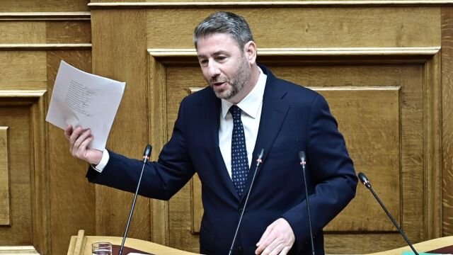 Νίκος Ανδρουλάκης: Σφοδρή κριτική στην κυβέρνηση για τη συνταγματική αναθεώρηση
