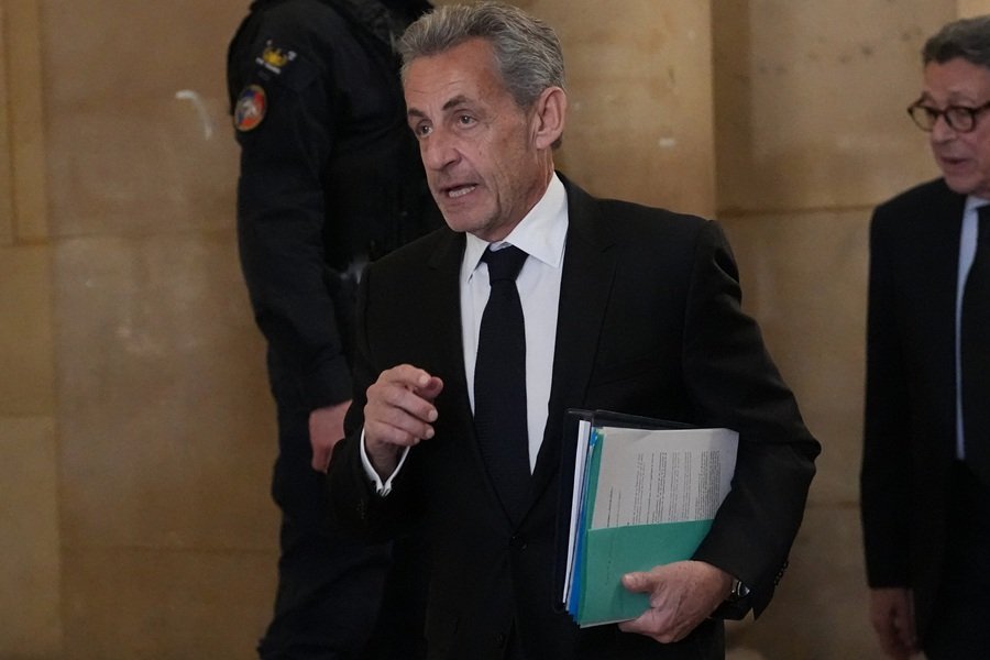 Γαλλικές εκλογές: Ο νέος γεωπολιτικός εφιάλτης για το ΝΑΤΟ και το σενάριο αποχώρησης