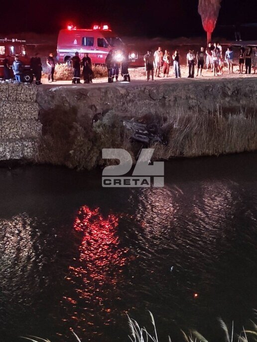 Ηράκλειο: Μεγάλη επιχείρηση ανάσυρσης αυτοκινήτου από τον ποταμό Γιόφυρο – Χωρίς εγκλωβισμένους