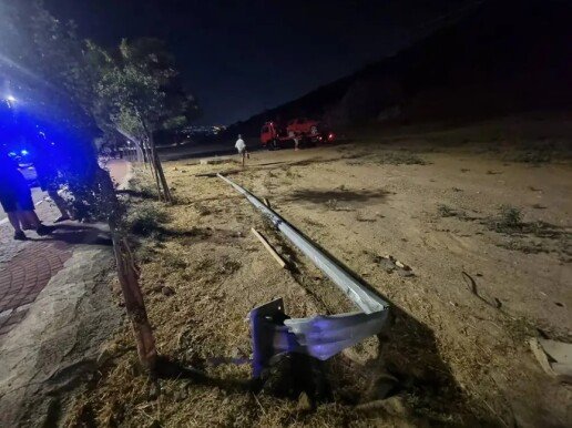 Τραγωδία στη λεωφόρο Φυλής: Νεκρή 17χρονη μετά από σφοδρή πρόσκρουση οχήματος σε κολώνα
