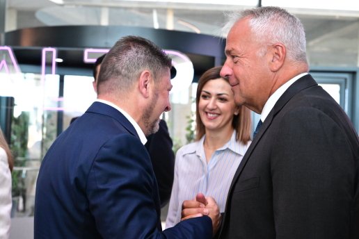Σπάτα: Επίσκεψη Κυριάκου Μητσοτάκη στο πάρκο βιοτεχνολογίας Athens LifeTech Park – Στο επίκεντρο η καινοτομία και η έρευνα