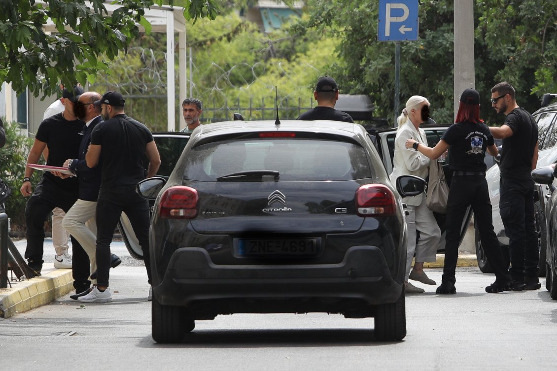 Υπόθεση Γιώργου Μαζωνάκη: Προφυλακιστέοι οι δύο γιατροί – Απειλεί με απεργία πείνας ο γιατρός του Κολωνακίου