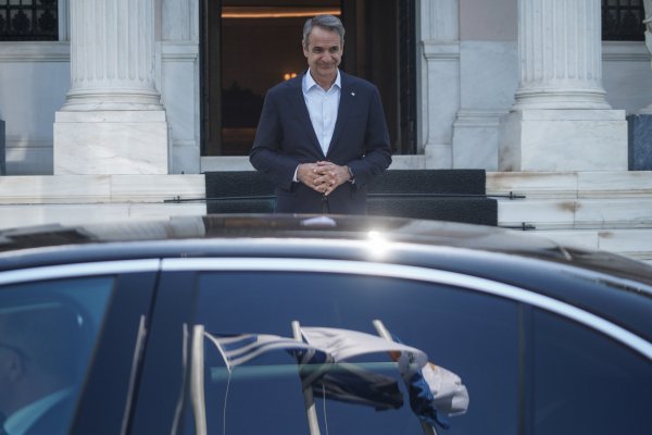 Ραγδαία άνοδος στην ελληνική αγορά: Σχεδόν 1 στα 10 καινούργια αυτοκίνητα προέρχεται από την Κίνα