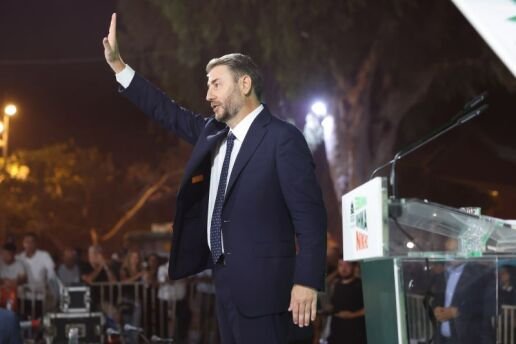 Νίκος Ανδρουλάκης από το Ηράκλειο: Διμέτωπος σε Μητσοτάκη - Τσίπρα και δεσμεύσεις για 13η σύνταξη και νέο ΕΚΑΣ