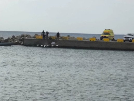 Κρήτη: Μεγάλη επιχείρηση του Λιμενικού για την ανάσυρση πυρομαχικών του Β' Παγκοσμίου Πολέμου στην Ιεράπετρα