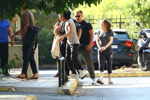 Κυψέλη: Ενώπιον του ανακριτή οι τρεις κατηγορούμενοι – Σοκάρουν οι ισχυρισμοί για την υπόθεση