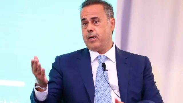 Σταύρος Παπασταύρου στα Παραπολιτικά 90,1: «Πολύ σύντομα θα δούμε τα επόμενα βήματα στην πόντιση του καλωδίου»