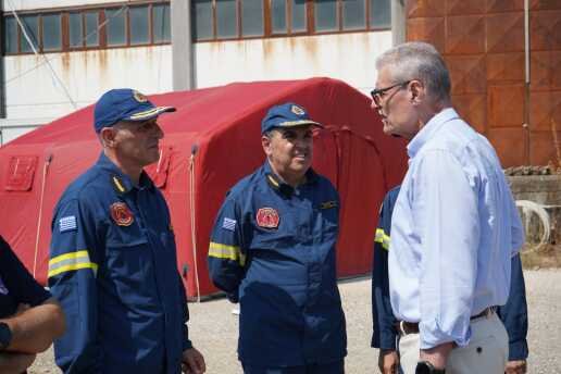 Αυτοψία Τουρνά στην Τραπεζίτσα Κόνιτσας: Σώθηκε ο ορεινός όγκος των 100.000 στρεμμάτων – Περιορισμένες οι ζημιές