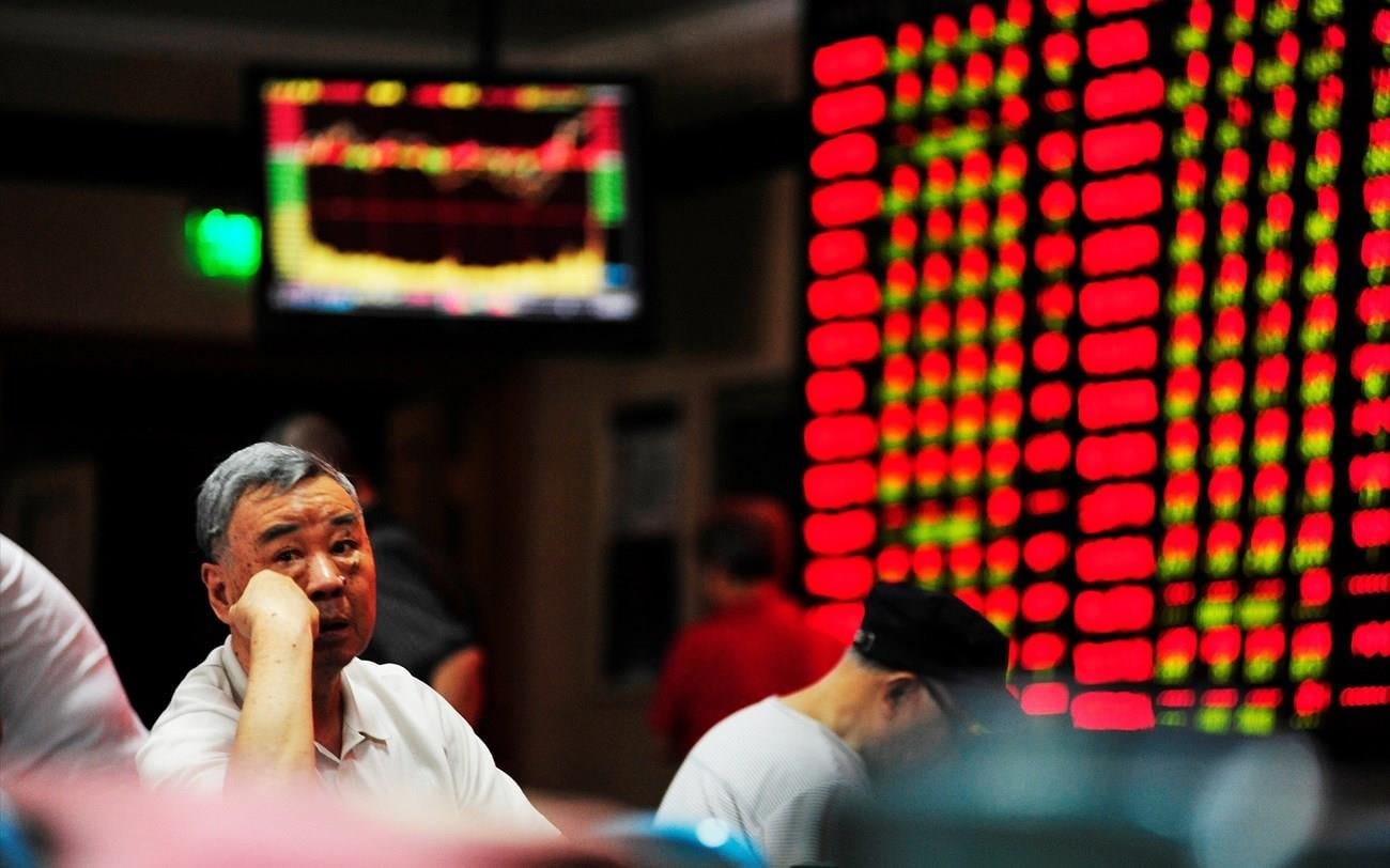 Κίνα: Σε «bear market» εισήλθαν επίσημα οι μετοχές – Τι πυροδοτεί τη δεκαεβδομαδιαία πτώση