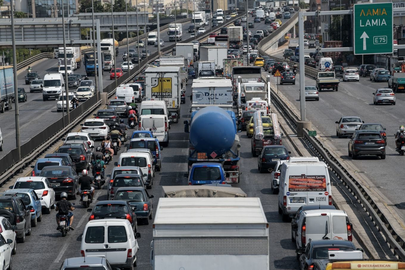 Καύσιμα: Ποιοι οδηγοί πληρώνουν πάνω από 3.700 ευρώ τον χρόνο και πώς επιτυγχάνεται εξοικονόμηση 3.000 ευρώ