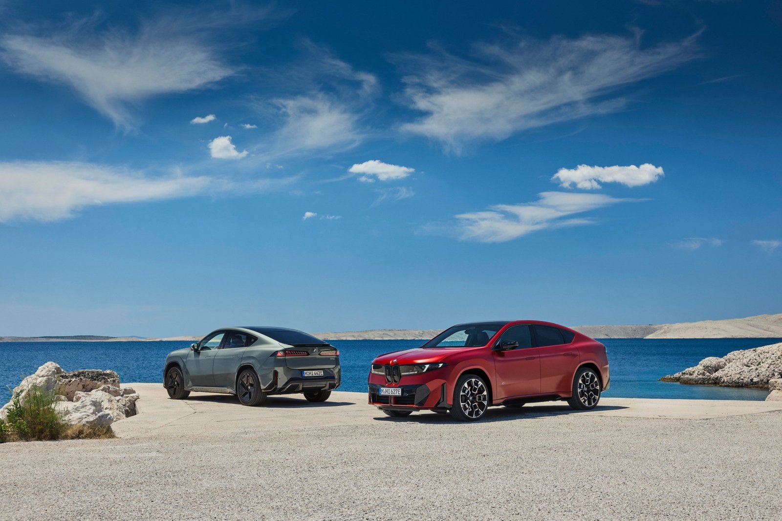 BMW iX4: Το ηλεκτρικό SUV που απαντά στην κινεζική επέλαση με αυτονομία 688 χιλιομέτρων