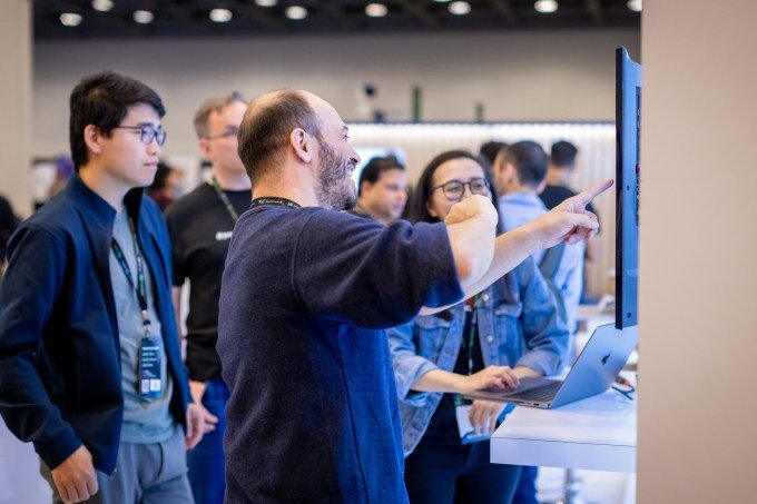 TechCrunch Disrupt 2026: Τελευταία ευκαιρία για τις startups να προβληθούν σε 10.000 ηγέτες τεχνολογίας