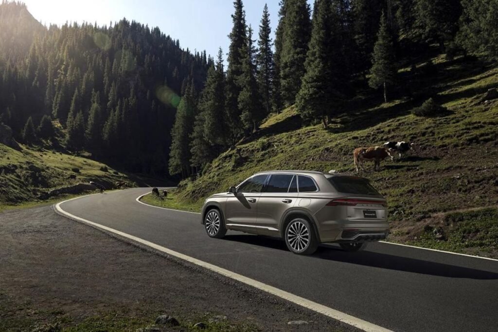 Geely MONJARO EM-i: Η νέα εξηλεκτρισμένη ναυαρχίδα που αλλάζει τα δεδομένα στα D-SUV