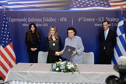 Ελλάδα και ΗΠΑ ανανέωσαν τη συμφωνία για τον Πολιτισμό: Κοινό μέτωπο κατά της αρχαιοκαπηλίας και μεγάλη έκθεση το 2027