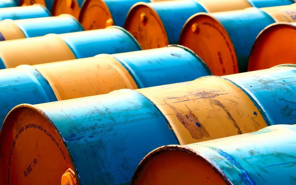 Άλμα του πετρελαίου Brent στα 110 δολάρια το βαρέλι: Γιατί αναζωπυρώνονται οι φόβοι για ενεργειακή κρίση