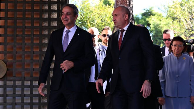 Ιστορική συμφωνία Ελλάδας - Βουλγαρίας: Επιστροφή 48 ιερών κειμηλίων και παράδοση των λειψάνων του τσάρου Σαμουήλ
