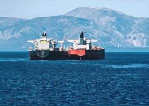 Ντόναλντ Τραμπ: Εξετάζει τη μεταφορά των δημοσιογράφων εκτός της αίθουσας Τύπου του Λευκού Οίκου